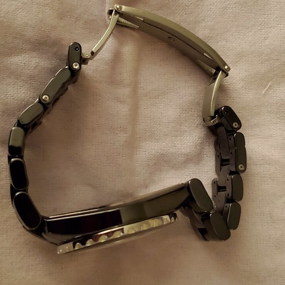 CERAMIC MEDIUM SIZED WATCH main image 6